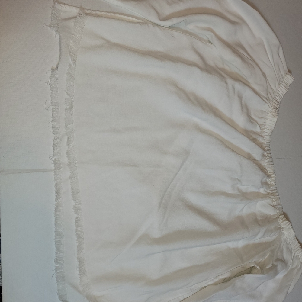 Chelsea & Violet size large 100% Tencel Lyocell off the shoulders blouse - Picture 6 of 13